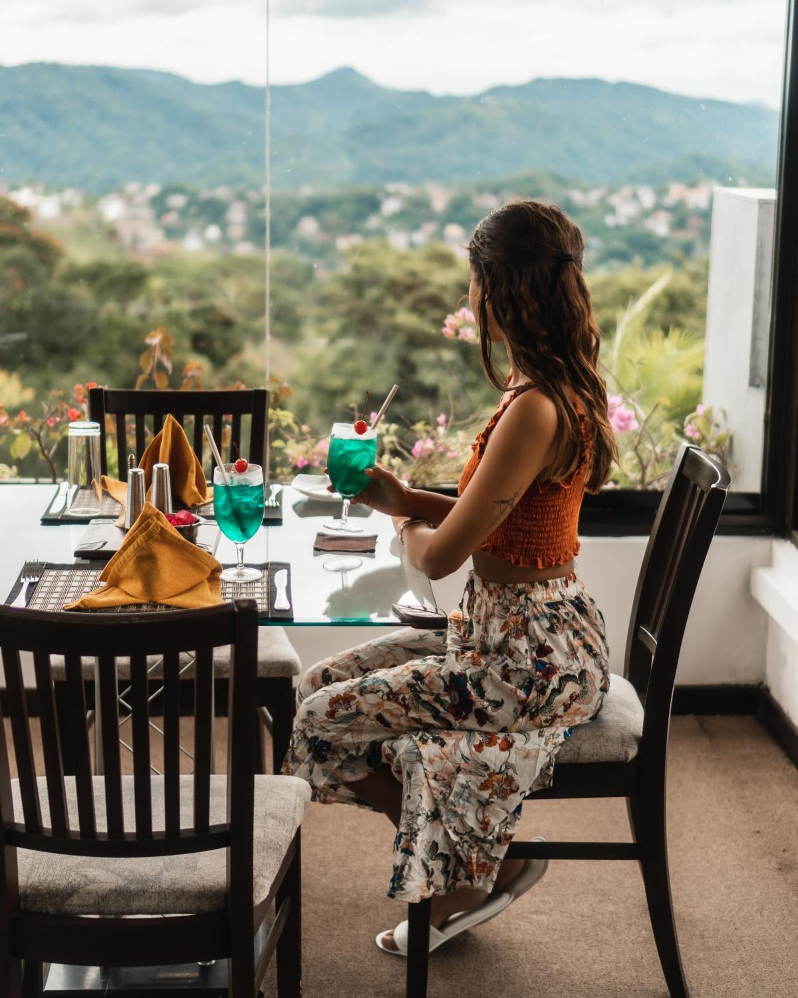 Hotel The Theva Residency 5*